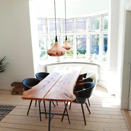 Apartment Cozy Villa-apartment - Close To Center - Free Citybikes And Parking Aalborg