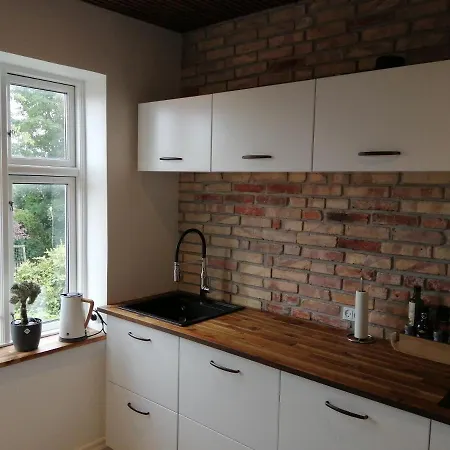 Cozy Villa-apartment - Close To Center - Free Citybikes And Parking 아파트 올보르